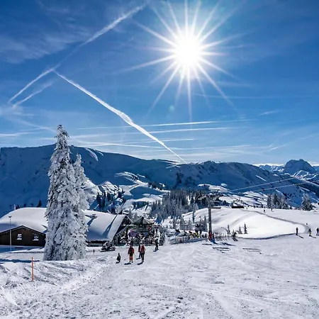 With Lift Right Outside The Door * Jochberg